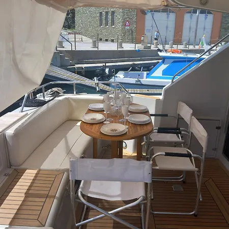 Botel Relax In Barca, Cena, Aperitivo, Private Party- Fairline 43 Arenzano